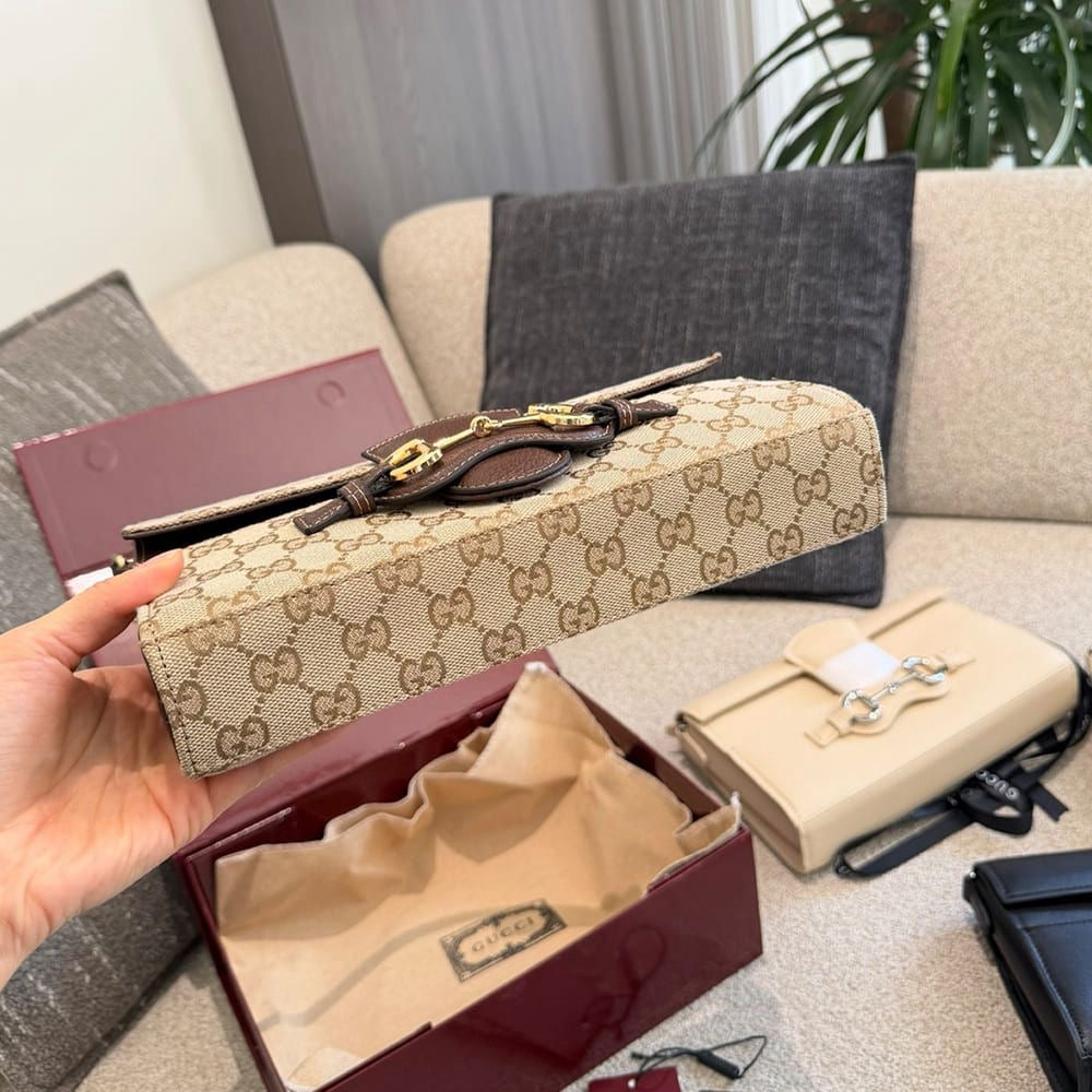 Gucci Horsebit Ristretto Medium Shoulder Bag Sand Brown