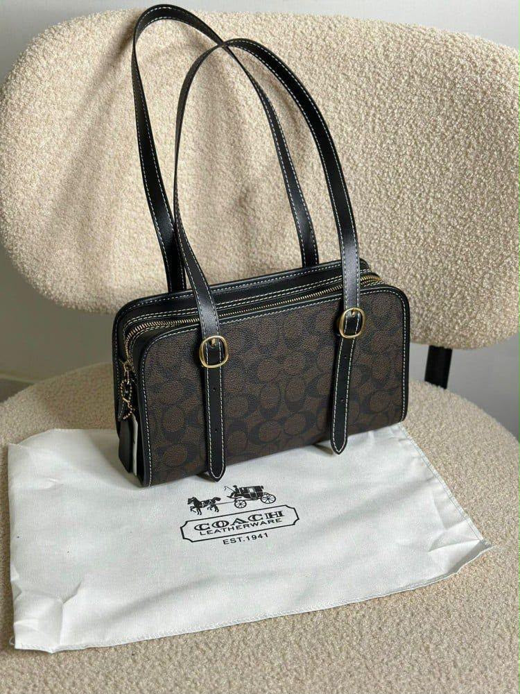 Coach Swing Zip Bag in Signature Canvas