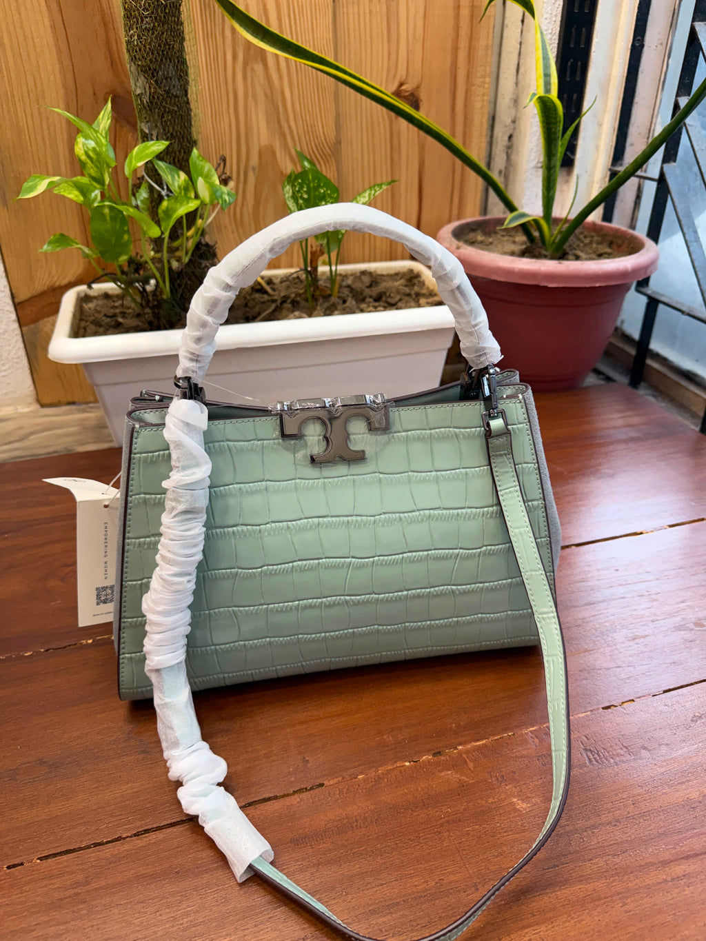 Tory Burch Eleanor Croc-Embossed Satchel Bag