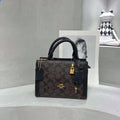 Trendy Women's Coach Handbag (LE2640)