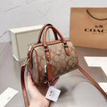 Trendy Women's Coach Handbag (LE76)