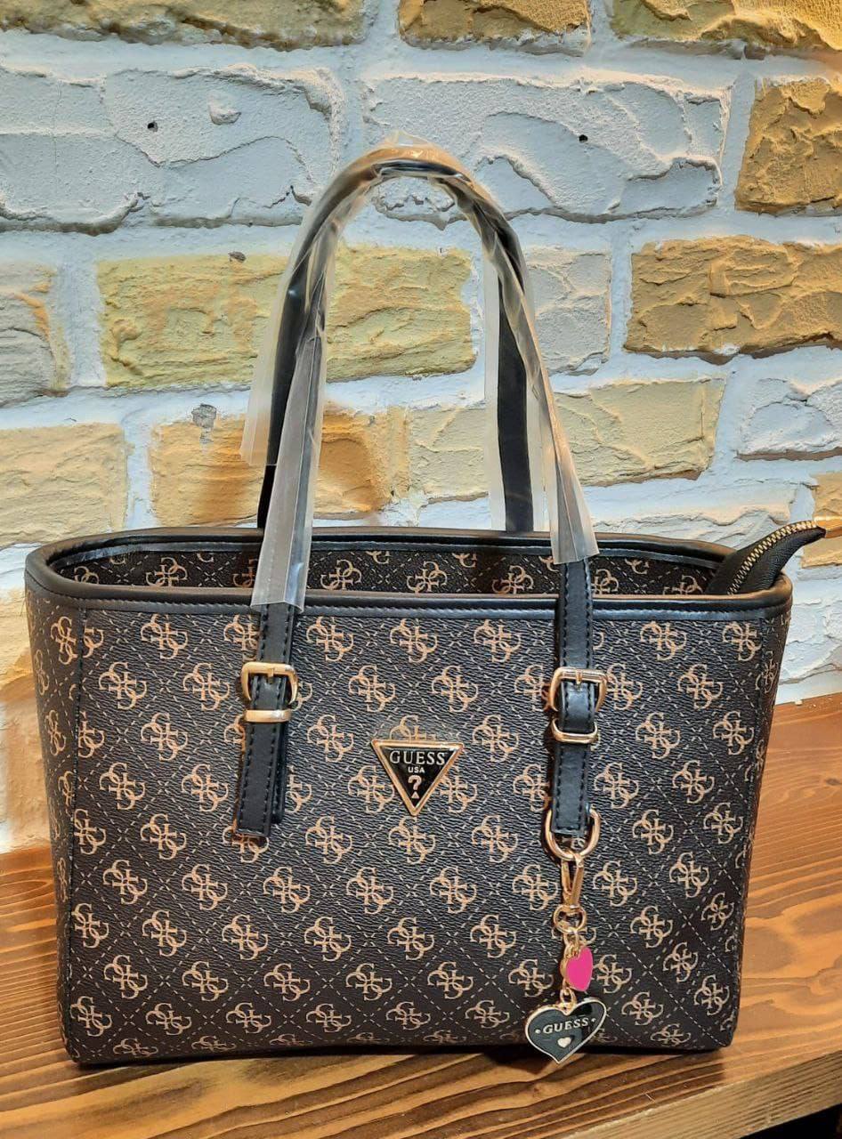 Trendy Guess Handbag for Women (LE3508)