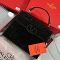 Trendy Valentino Handbag for Women (LE3522)