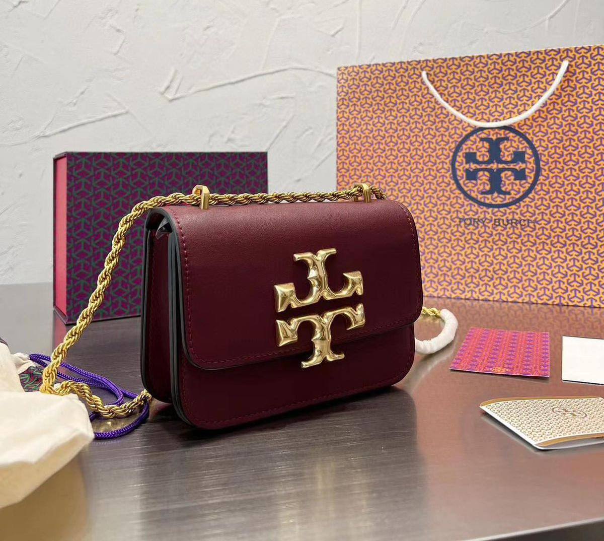 Tory Burch sling bag For Women (LE0303)