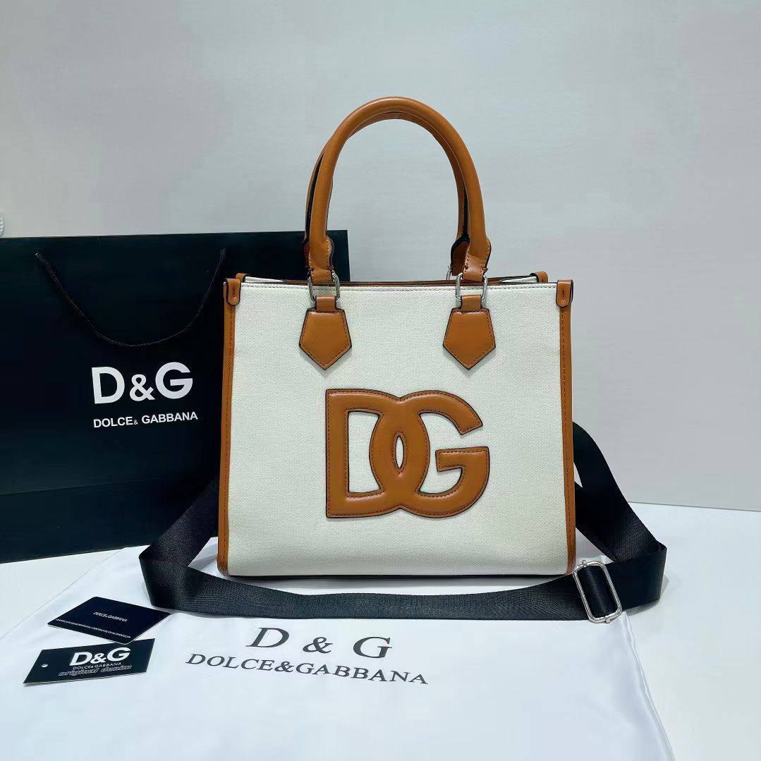 Dolce Gabbana Handbag For Women (LE0313)