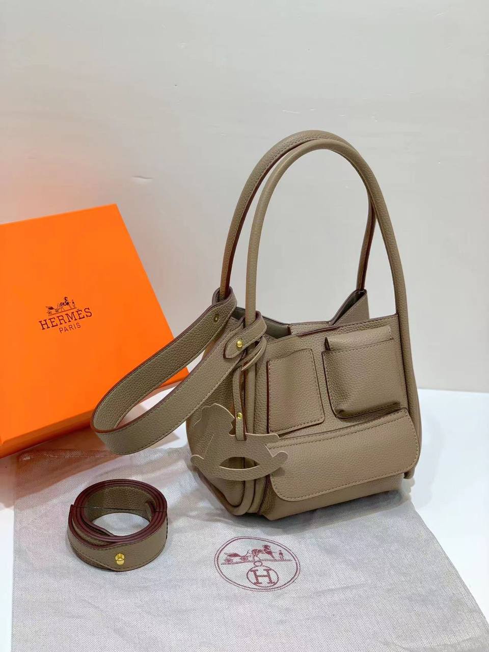 Multi Pocket Hermes Hobo Bag For Women (LE0341)