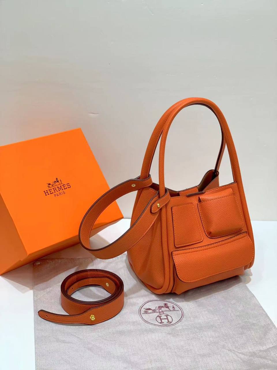 Multi Pocket Hermes Hobo Bag For Women (LE0345)